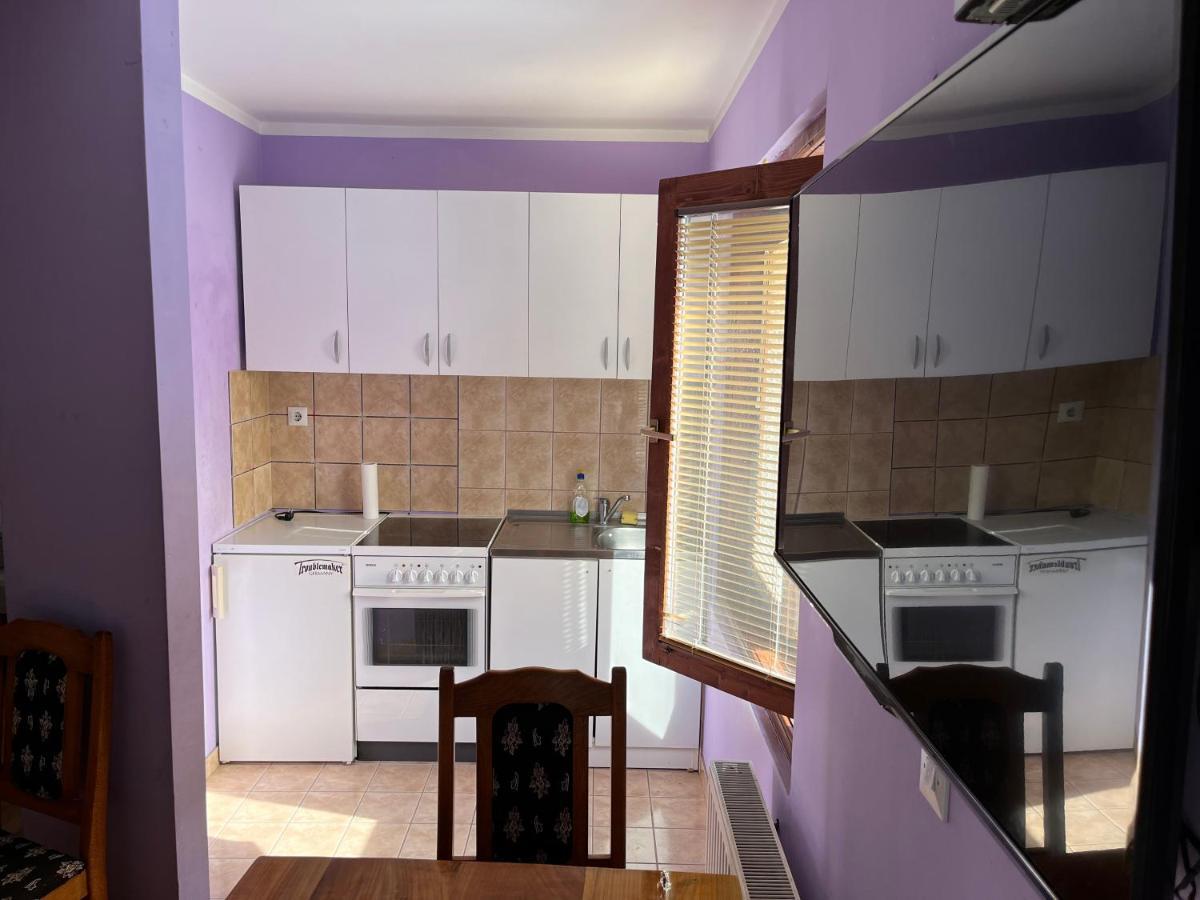 Apartments And Rooms Vicko Brzeće Екстериор снимка