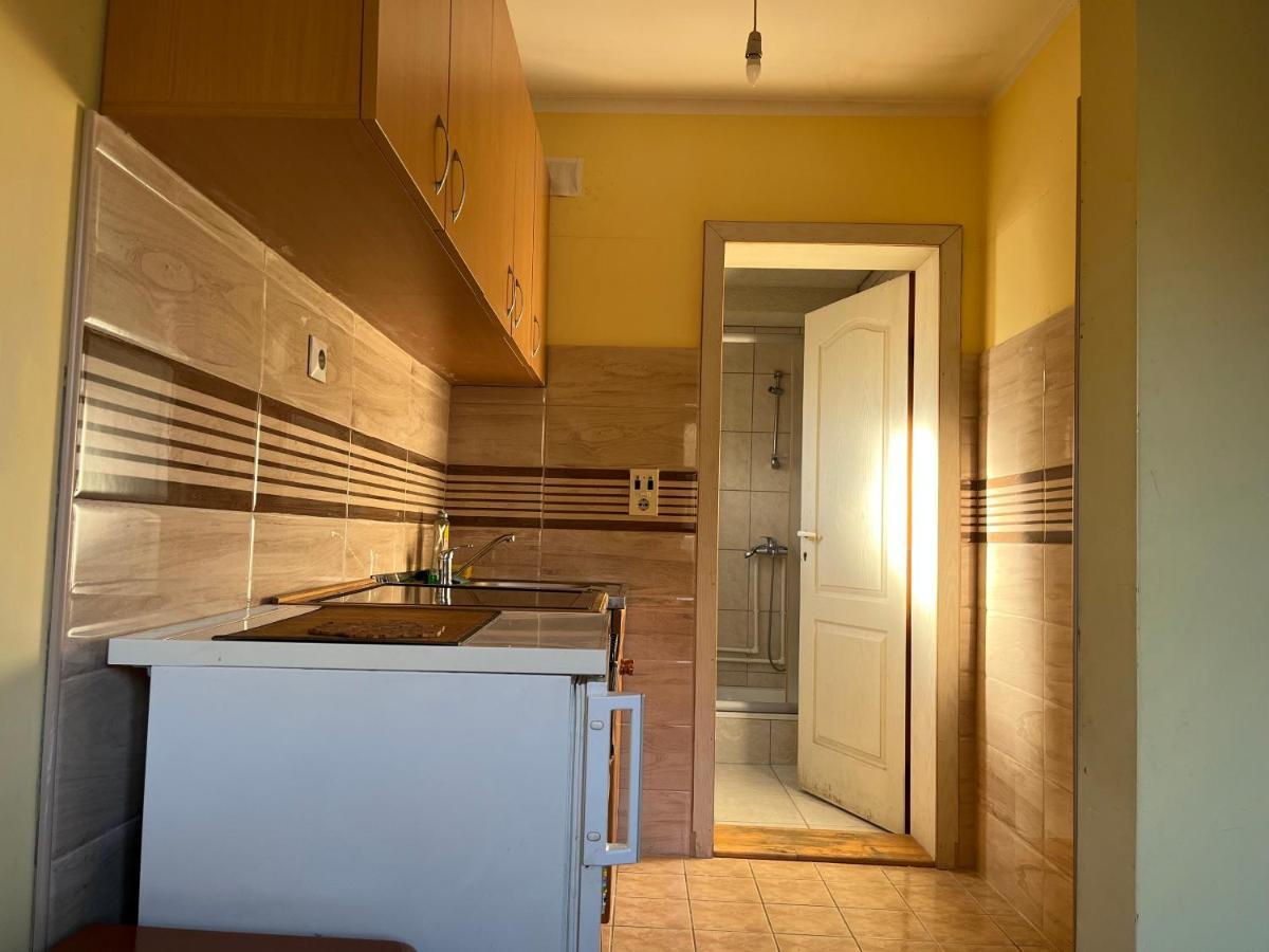 Apartments And Rooms Vicko Brzeće Екстериор снимка